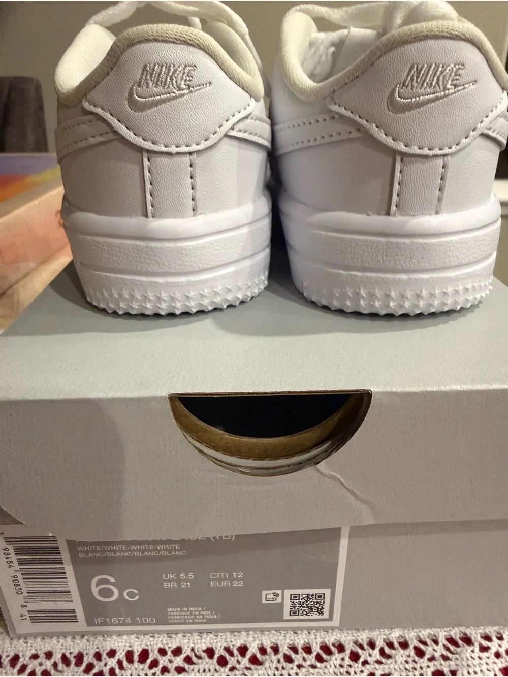 Nike Kids White Classic Sneakers with Lace-Up